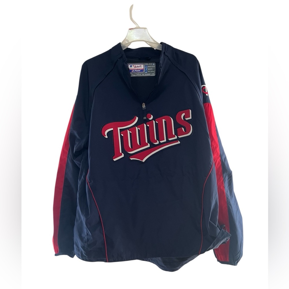 Majestic Minnesota Twins Pullover Cool Base Jacket blue and red